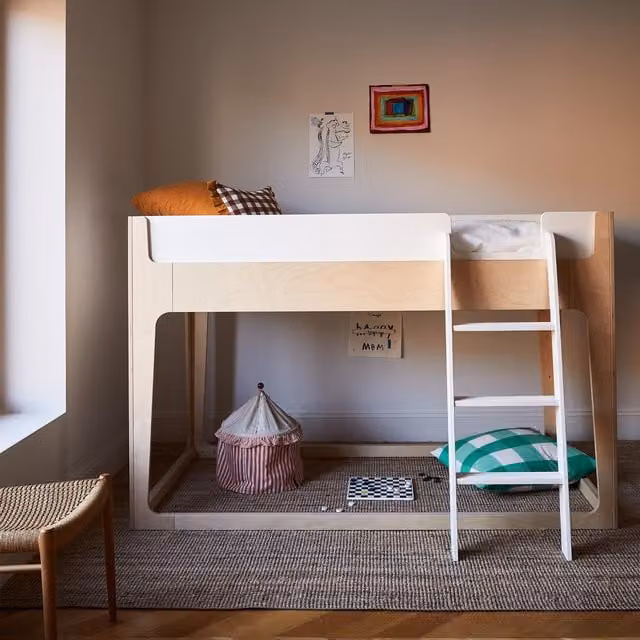 Oeuf NYC Perch Nest Single Childrens Bed in White and Birch, W/D/H: 200 x 90 x 128 cm