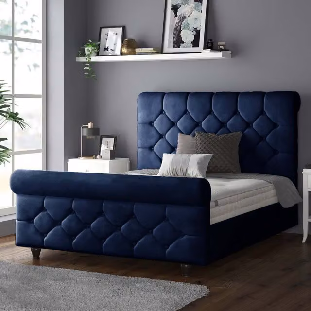 IH Design Jasmine Chesterfield Sleigh Bed Frame in Royal Blue Plush Velvet, Double (140 x 200 cm)
