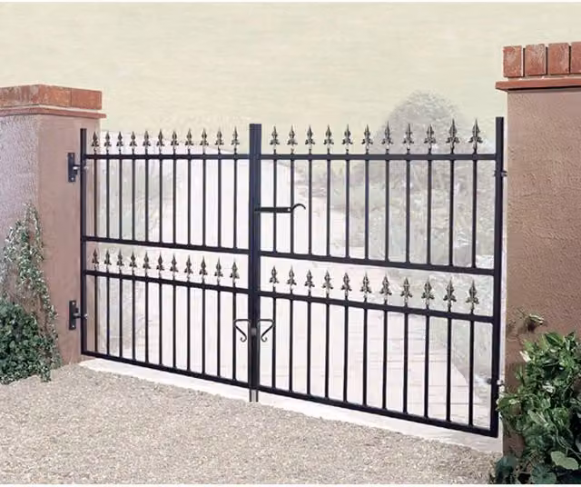 Burbage Iron Craft Corfe Spear Top Low Double Gate in Black Galvanised Steel, H: 213.4 cm, W: 116.8 cm