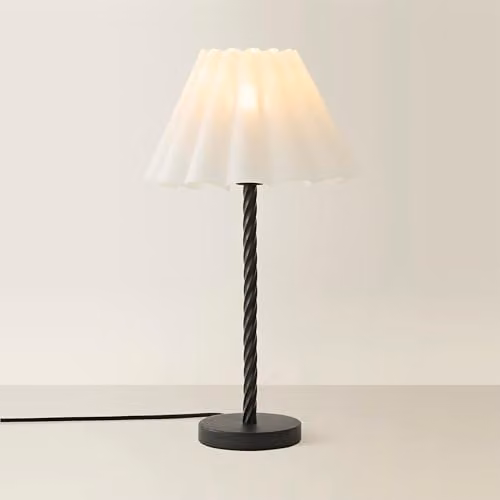 ValueLights Maura White Scallop Pleated Tapered Table Lamp with Matte Black Twist Base and Bulb
