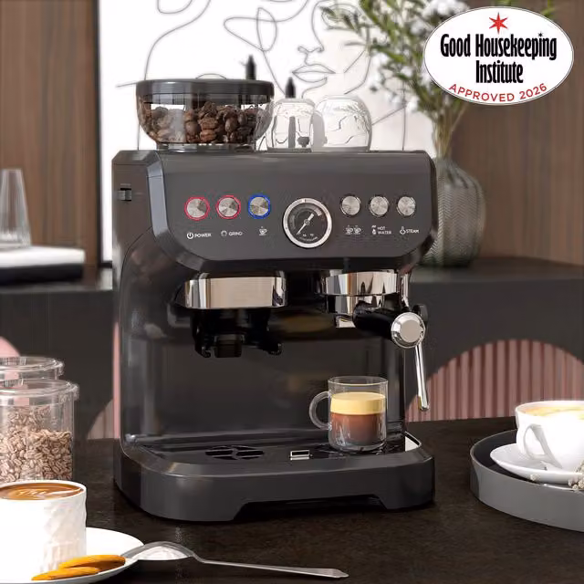 HOMCOM Espresso Machine with Bean Grinder and Steam Wand, 15 Bar Pressure, Silver and Black