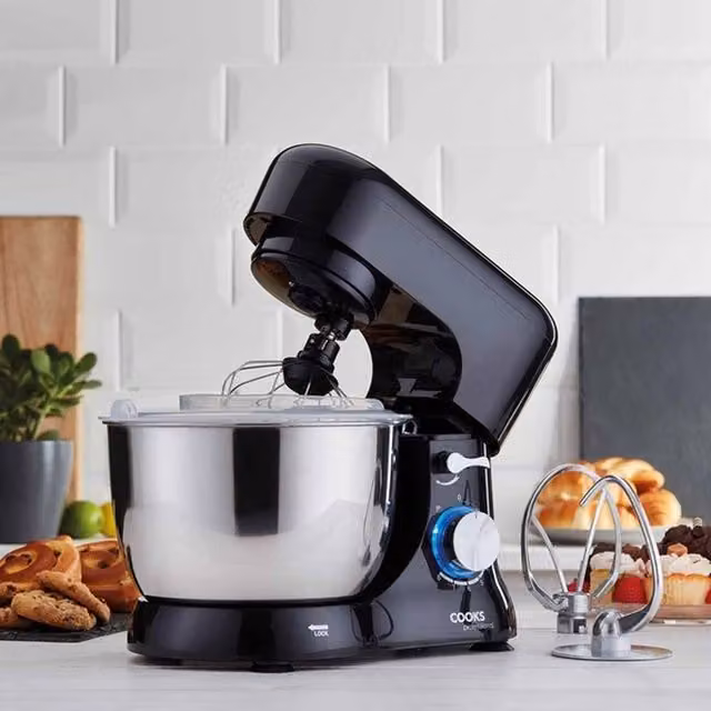 Cooks Professional 1000W Stand Mixer in Black with Stainless Steel and Metal Components