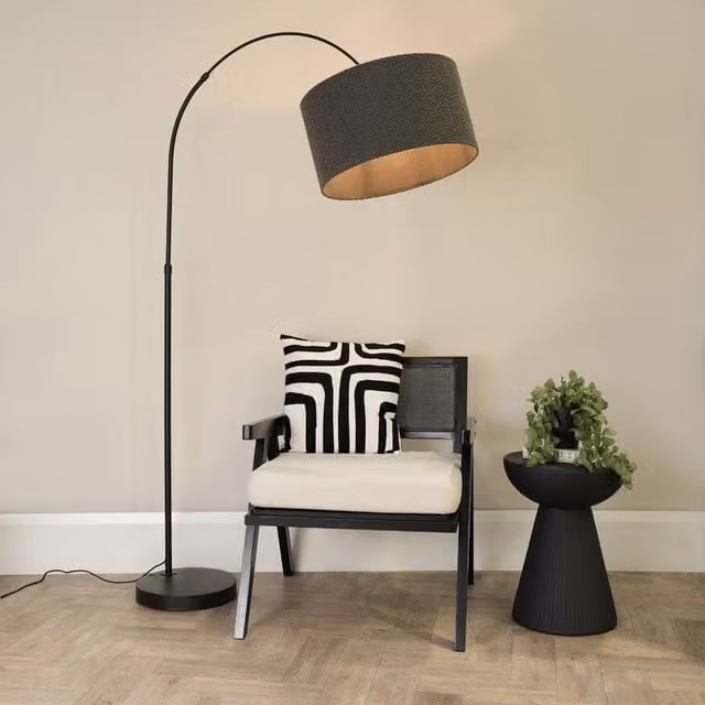 ValueLights Louis Black Arched Curved Floor Lamp with Grey Boucle Drum Shade and LED Bulb