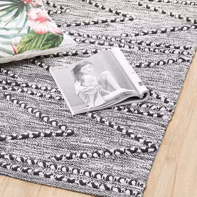 Wyld and Coco Hand Tufted Cotton Geometric Rug in Black and White, W: 80 cm, L: 150 cm