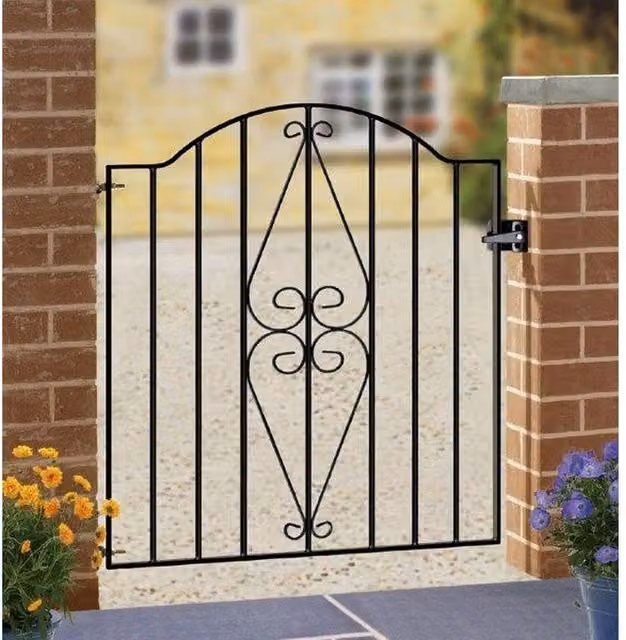 Burbage Iron Craft Stirling Scroll Henley Low Bow Top Single Gate in Black, Fits Gap W: 88.0 cm, H: 94.6 cm