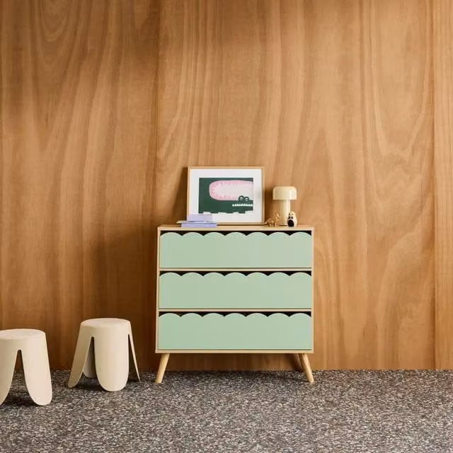 Sweekeec Scandinavian style children's 3-drawer chest in green wood-effect finish, W/D/H: 79 x 30 x 80 cm