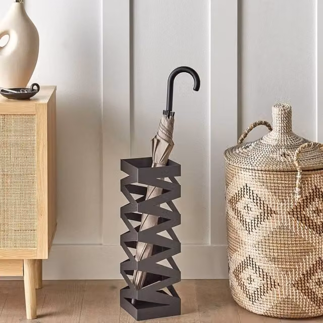 Wyld and Coco Black Zigzag Metal Freestanding Umbrella Stand