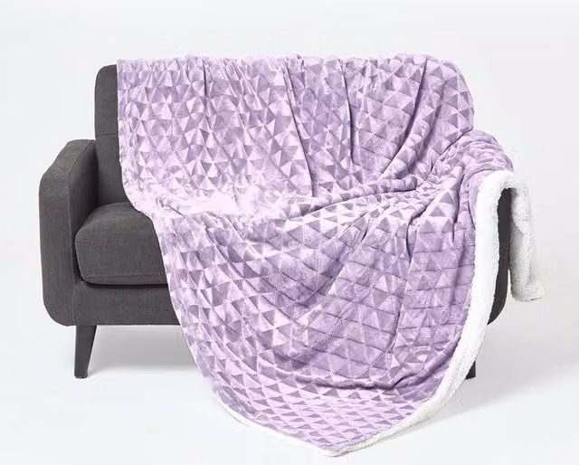 Homescapes Geometric Patterned Sherpa Fleece Throw Blanket in Lavender Purple, W/D/H: 160 x 200 cm