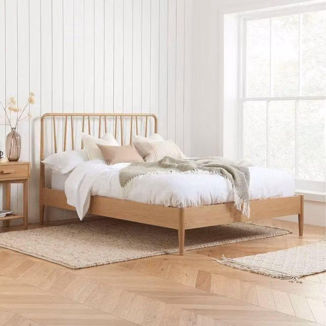 Birlea Jesper Solid Oak Bed Frame in Brown, Double (140 x 200 cm)