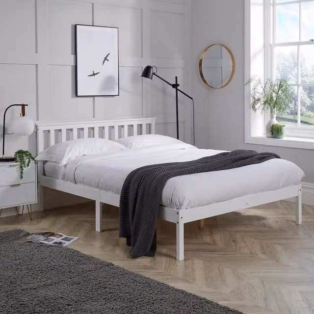 Home Source Florida Low End Solid Wood Bed Frame in White, Double (140 x 200 cm)