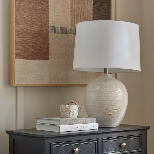 KDMK Chevronne Ceramic Table Lamp with White Linen Shade