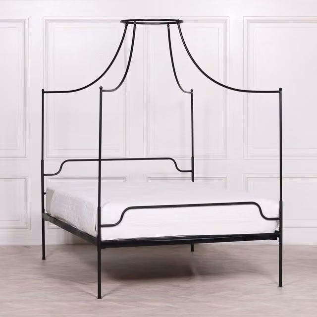 Glasstone Black Iron Double Size Poster Bed W/D/H: 141 x 200 x 224 cm
