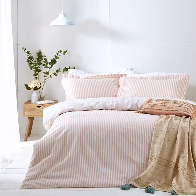 Hebden Reversible Striped Duvet Cover and Pillowcase Set in Pink, 200 x 200 cm