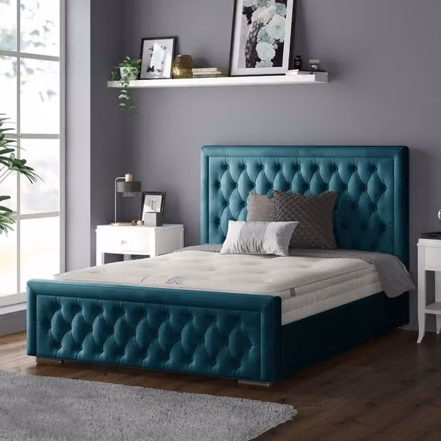 IH Design Sandringham Chesterfield Upholstered Plush Velvet Bed Frame with Diamond Details, Pink, Superking, 200 x 200 cm