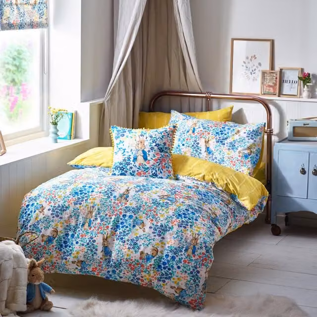 Peter Rabbit Florelli Floral Reversible Duvet Cover Set, Multicolour, W: 180 cm x L: 200 cm