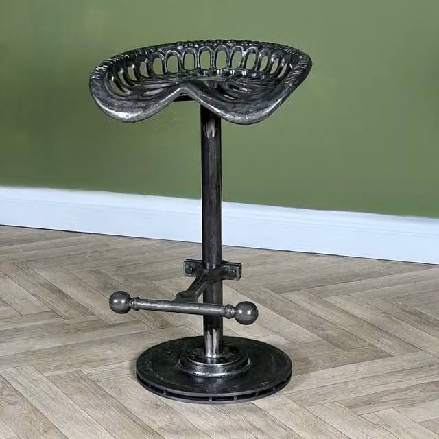 Elm Home And Garden Tractor Seat Cast Iron Bar Stool in Grey