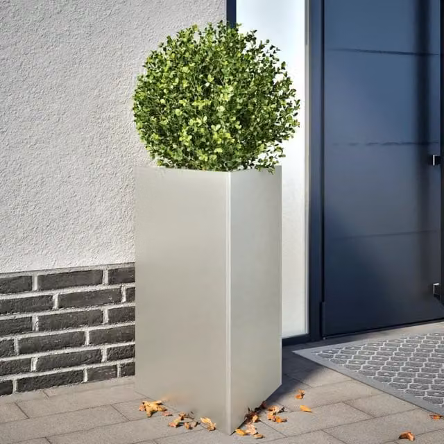 Berkfield Home Triangular Stainless Steel Garden Planters, 2 Pieces, Silver, W: 50 cm, D: 43 cm, H: 75 cm