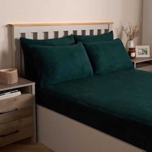 OHS 4 Pack Teddy Fleece Pillowcases, Thermal Soft Green Bedding Set