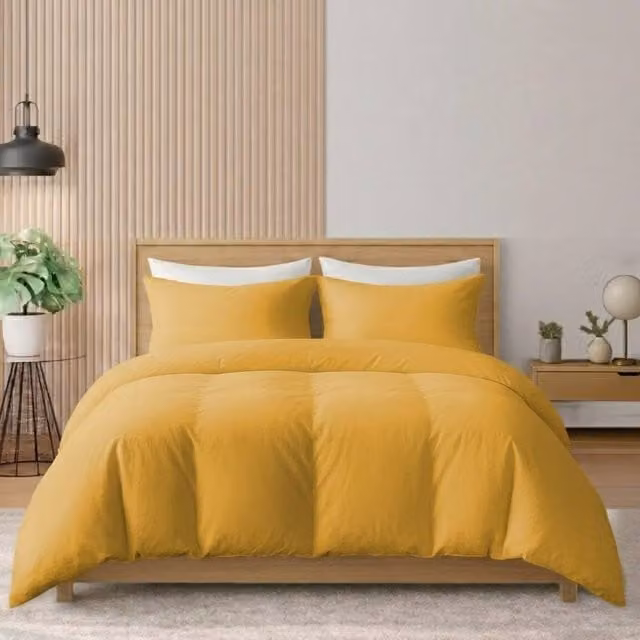 Pamposh 400 Thread Count Mako Satin Cotton Duvet Cover Set in Yellow, Reversible and Breathable with Zip Closure, W/D/H: 200 x 200 cm