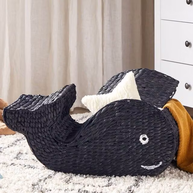 Wyld and Coco Whale-Shaped Open Weave Wicker Storage Basket with Lid, Black, W/D/H: 33.0 x 30.0 cm