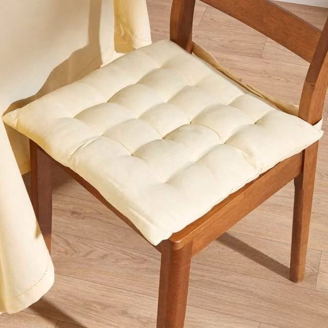 Homescapes Set of 6 Square Cotton Seat Pads with Tie Cords in Beige and Yellow