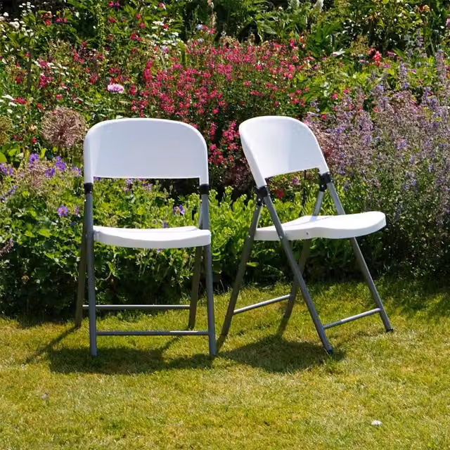 Harbour Housewares White Stackable Folding Trestle Garden Chairs
