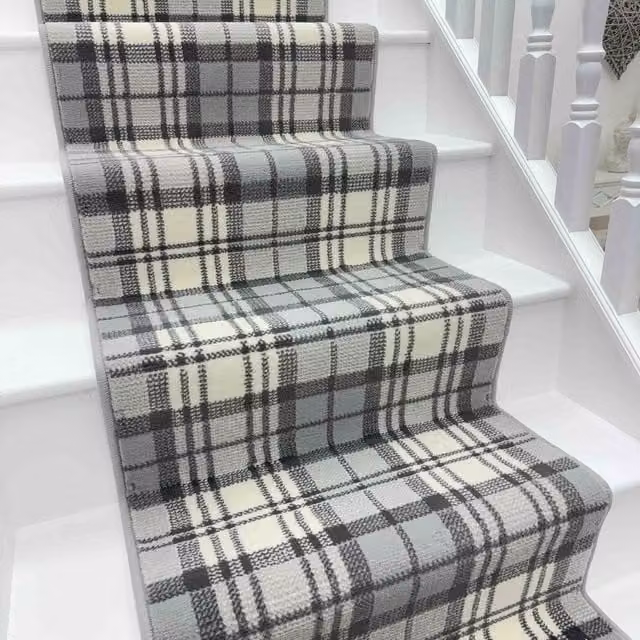 runrug Tartan Stair Runner Carpet in Grey, W: 60 cm, L: 540 cm