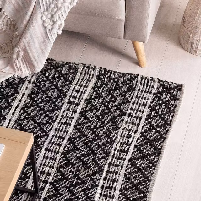 Wyld and Coco Hand-Loomed Leather and Cotton Chevron Rug in Black and Beige, W: 140 cm, D: 200 cm