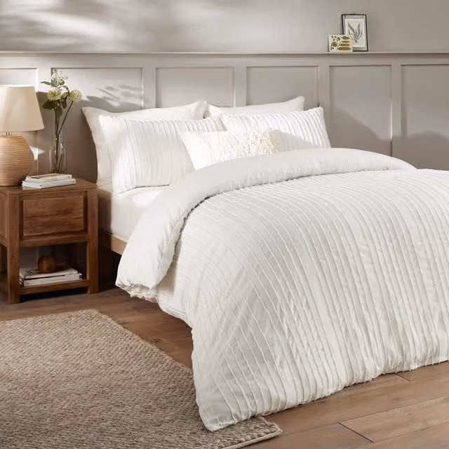 Make It A Home Striped Tufted Soft Touch Duvet Cover Set, White, 140 x 200 cm