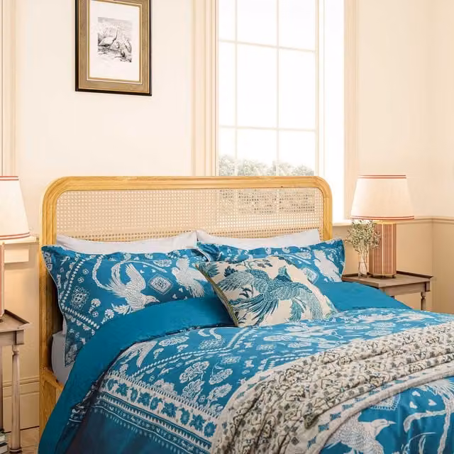 Joules Hidcote Birds Floral Super Kingsize Cotton Percale Duvet Cover and Pillowcase Set, Blue
