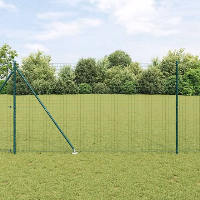 Berkfield Home Green Galvanised Steel Round Fence Posts with Spike, 7 Pieces, Height: 170 cm, Diameter: 32 mm