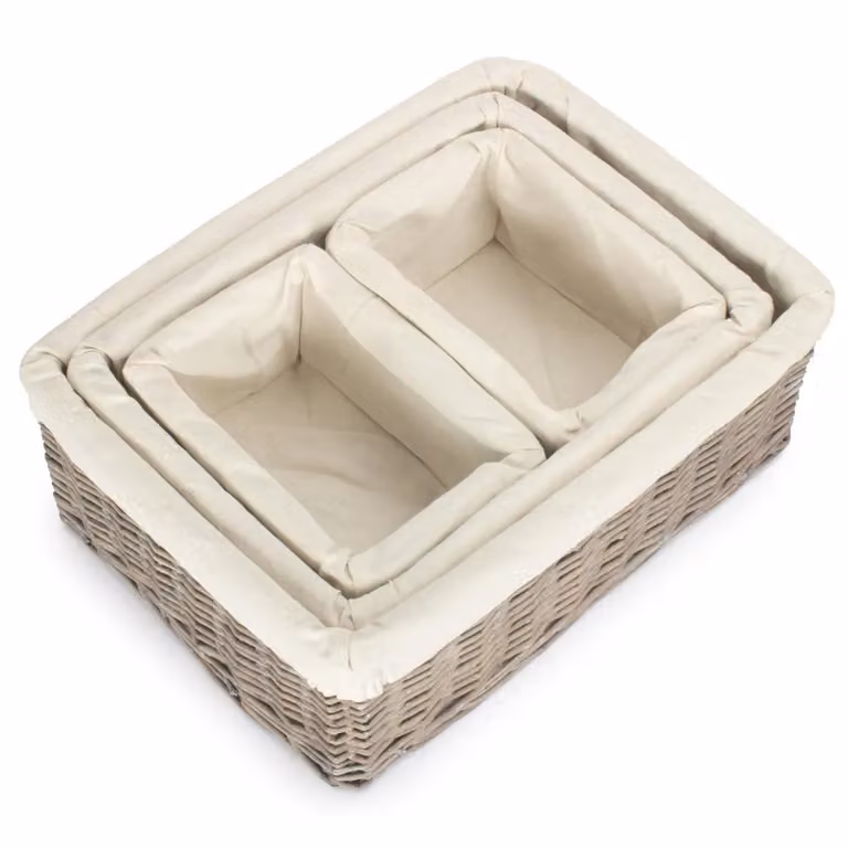 Red Hamper Open Weave Wicker Storage Tray in Mid Grey and Red, W/D/H: 47.0 x 34.0 x 25.5 cm