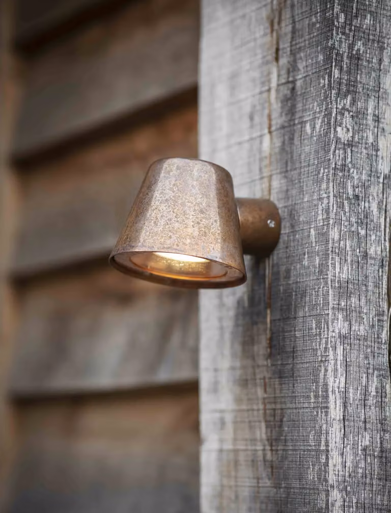 Regent Mast Post Light in Copper
