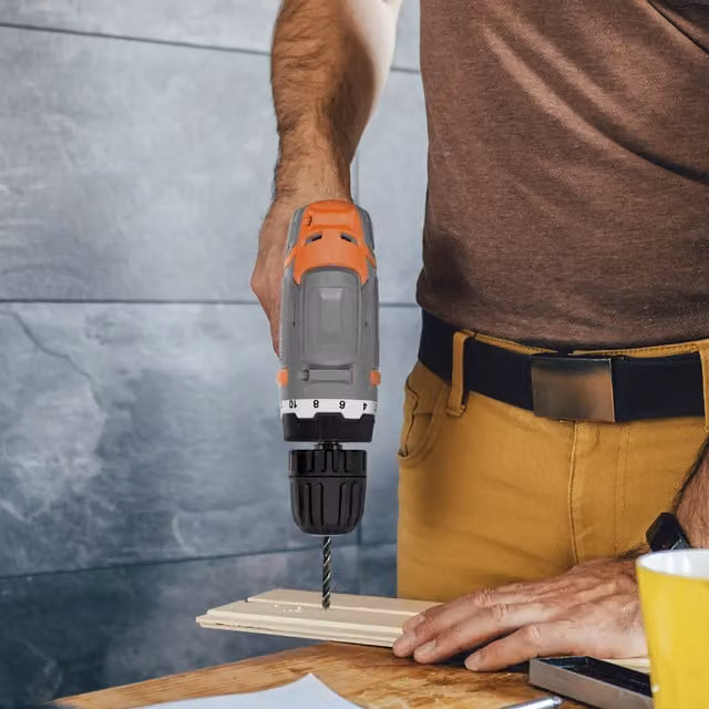 Terratek 18V Cordless Drill Driver 13 Piece Kit in Orange with 2 Rechargeable Batteries