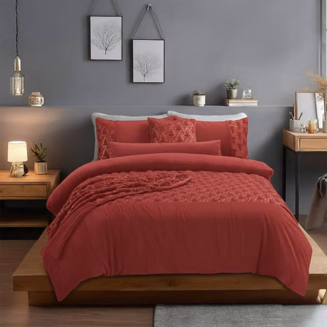 Snug City Christmas Tree Teddy Fleece Duvet Cover and Pillowcase Set, Red, W: 140 cm, L: 200 cm