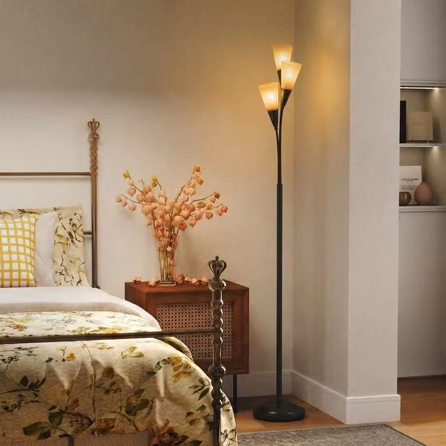 HOMCOM Modern 3-Light Floor Lamp in Black