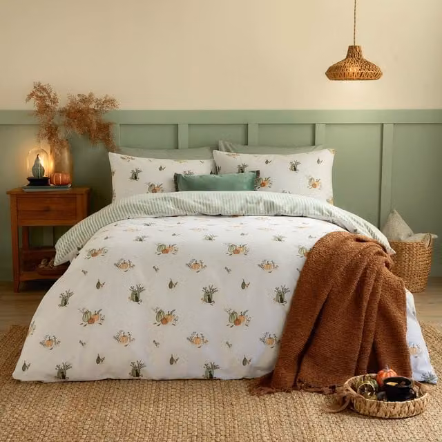 Make It A Home White Striped Reversible Brushed Cotton Flannelette Duvet Cover Set, W: 180 cm, L: 200 cm