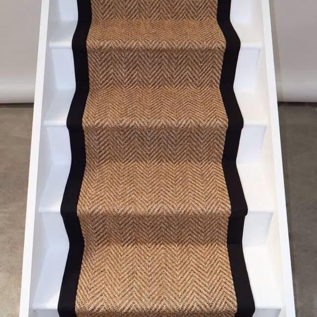 RainbowHome Herringbone Cotswold Stair Runner in Brown with Black Cotton Border, W: 60 cm x L: 700 cm