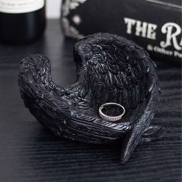 Kingsbury Gifts Mystical Raven's Wings Resin Jewellery and Keepsake Dish, Black