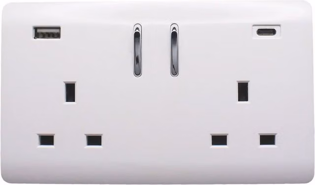 Trendi 2 Gang 13 Amp USB Switched Plug Socket with Type A and C Ports, White