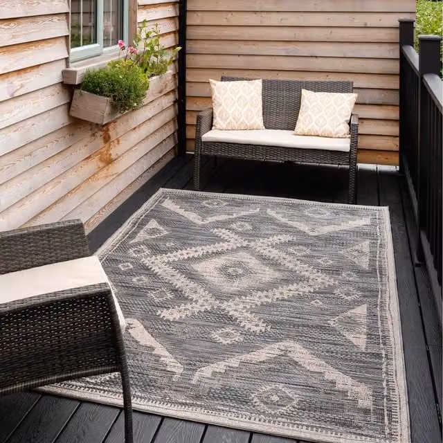 The Rug House Moroccan Grey Tribal Outdoor Weatherproof Rug, W/D: 230 x 160 cm