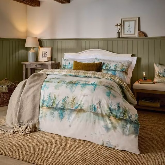 Voyage Maison Wilderness Reversible 100% Cotton Duvet Cover Set in Green and Multicolour, W: 180 cm, H: 200 cm