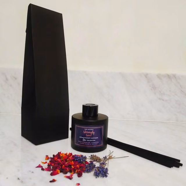 Gloriously Good Rose Geranium, Lavender, Ylang Ylang and Vetiver Aromatherapy Reed Diffuser in Black