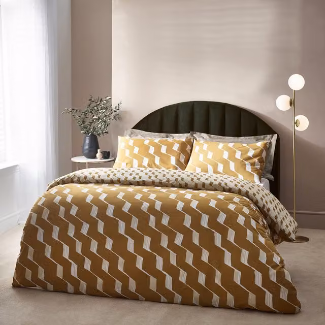Make it a Home Abstract Ribbon Reversible Duvet Cover Set in Yellow, W: 140 cm, L: 200 cm