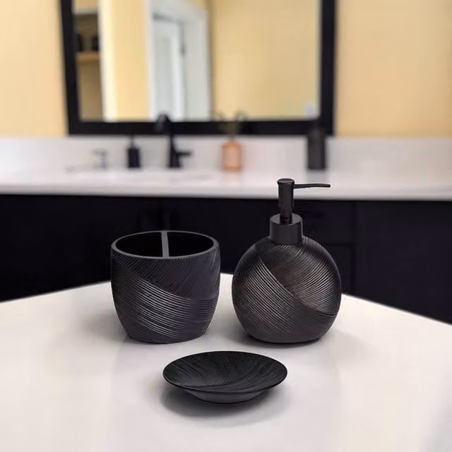Showerdrape Ripple Textured 3 Piece Freestanding Bathroom Accessory Set in Black and White