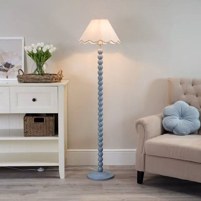 ValueLights Bobbins Floor Lamp with Pink Fabric Scallop Shade and LED Bulb