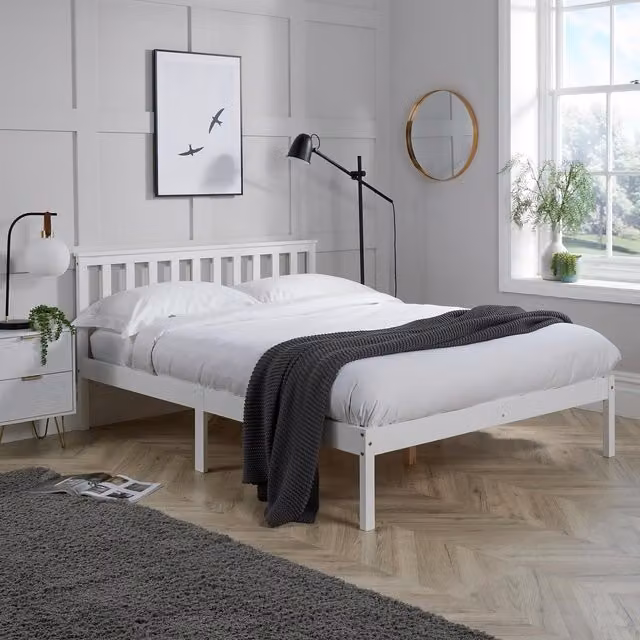 Home Source Single Solid Wood Pine Bed Frame with Slatted Base and Headboard in White, W/D/H: 90 x 190 cm