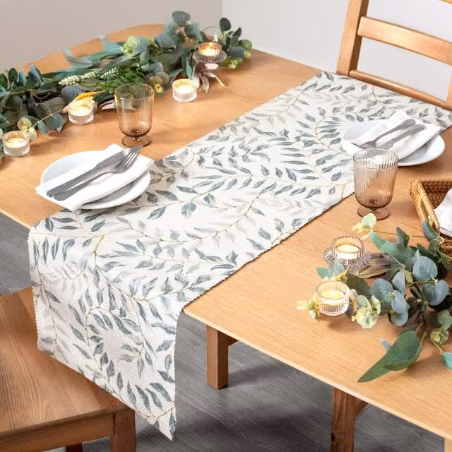 Vinea Floral Indoor Outdoor Weatherproof Table Runner in Green and Grey, Length: 230 cm