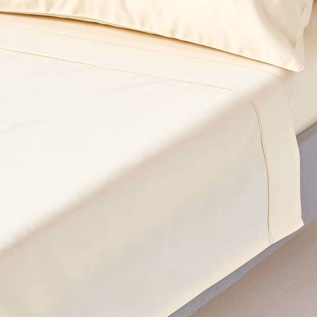 Homescapes 1000 Thread Count Egyptian Combed Cotton Mako Satin Flat Sheet, Cream, W: 140 cm, L: 200 cm