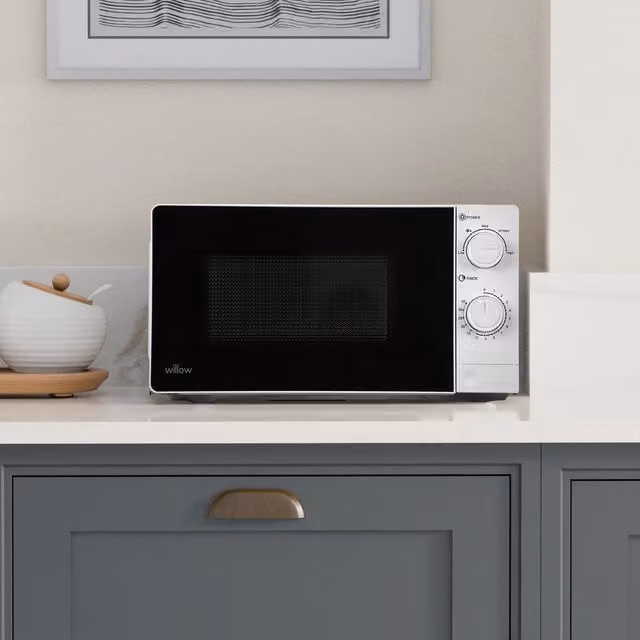 Willow Solo White Countertop Microwave with 20L Capacity and 700W Power